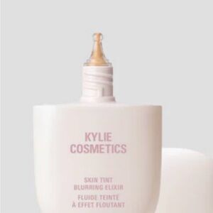 Kylie Cosmetics Skin Tint in 5N and 2.5N